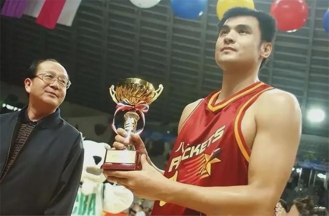 让我们来看 让我们来看