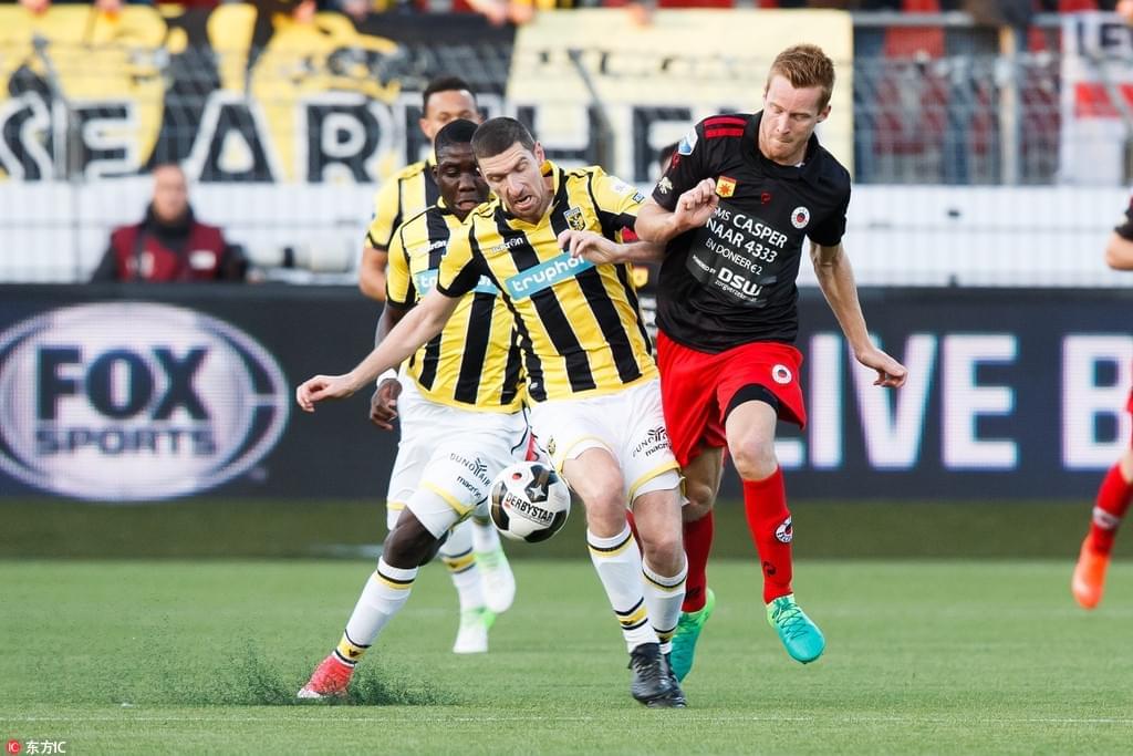 因表现起伏 因表现起伏